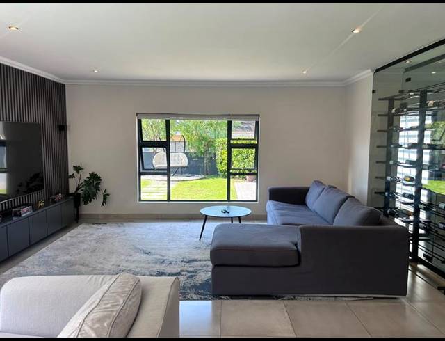 4 BEDROOM HOUSE FOR SALE IN SIX FOUNTAINS RESIDENTIAL ESTATE